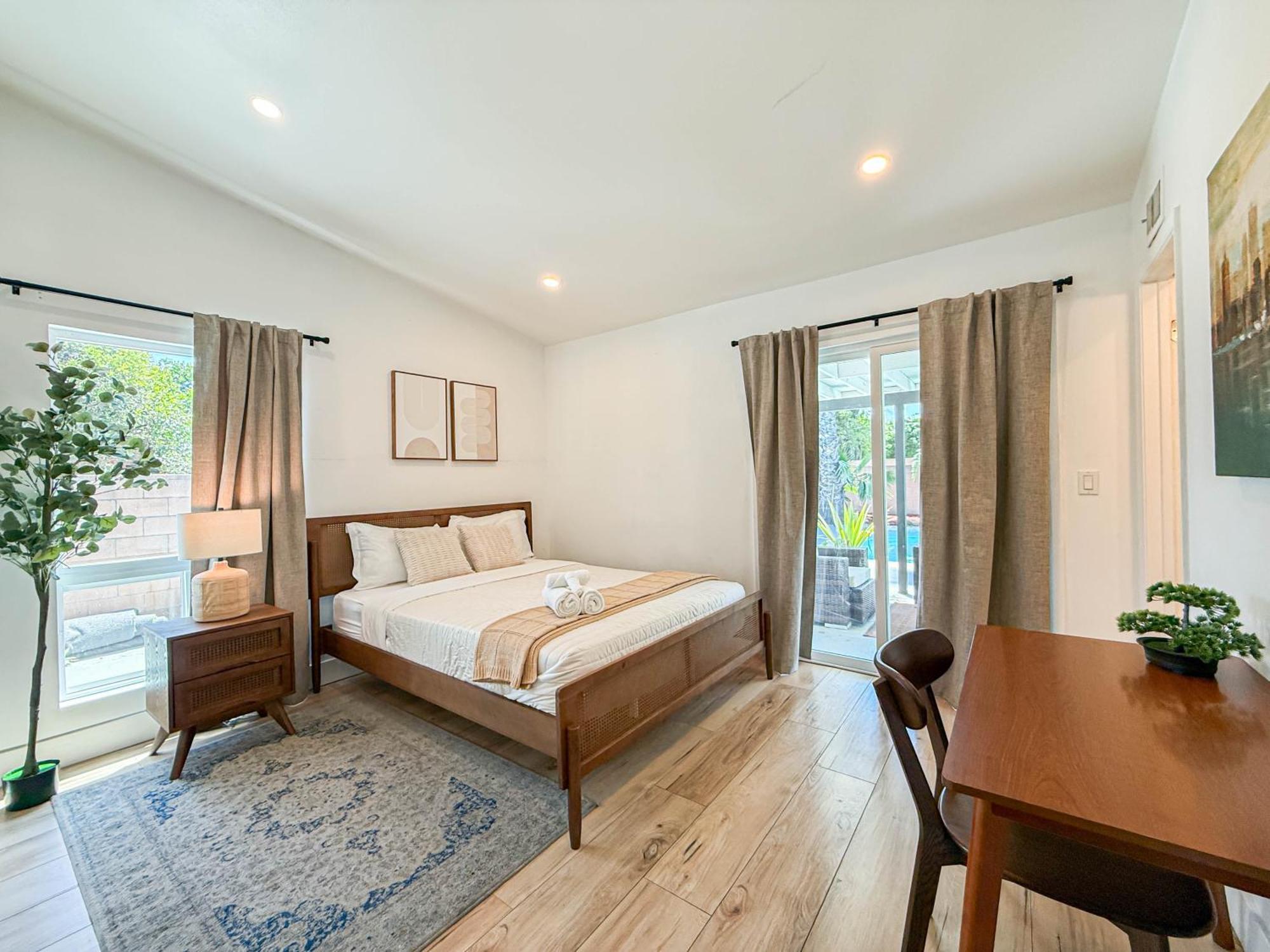 Luxurious 4Br House With Swimming Pool -Fb Villa Los Angeles Exterior photo
