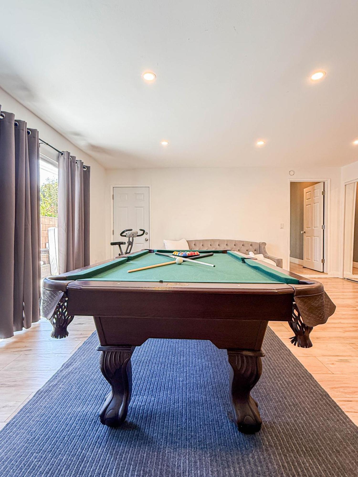 Luxurious 4Br House With Swimming Pool -Fb Villa Los Angeles Exterior photo